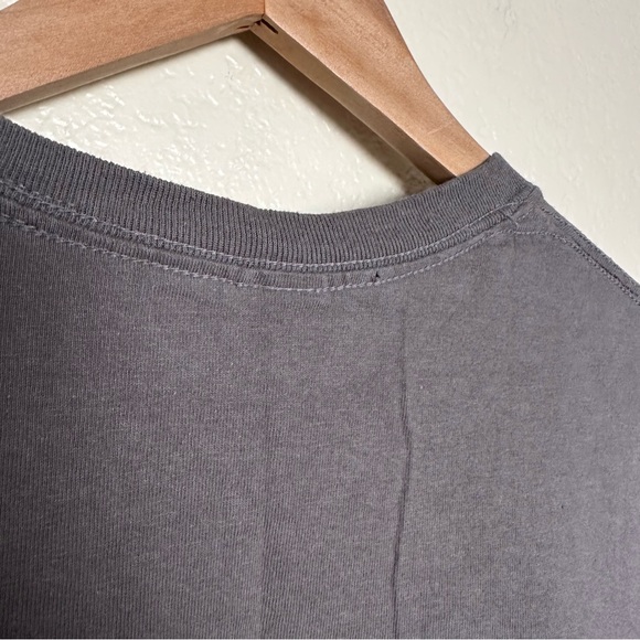 Taylor Swift Red Taylor’s Version dark gray tshirt size XL - Picture 6 of 7